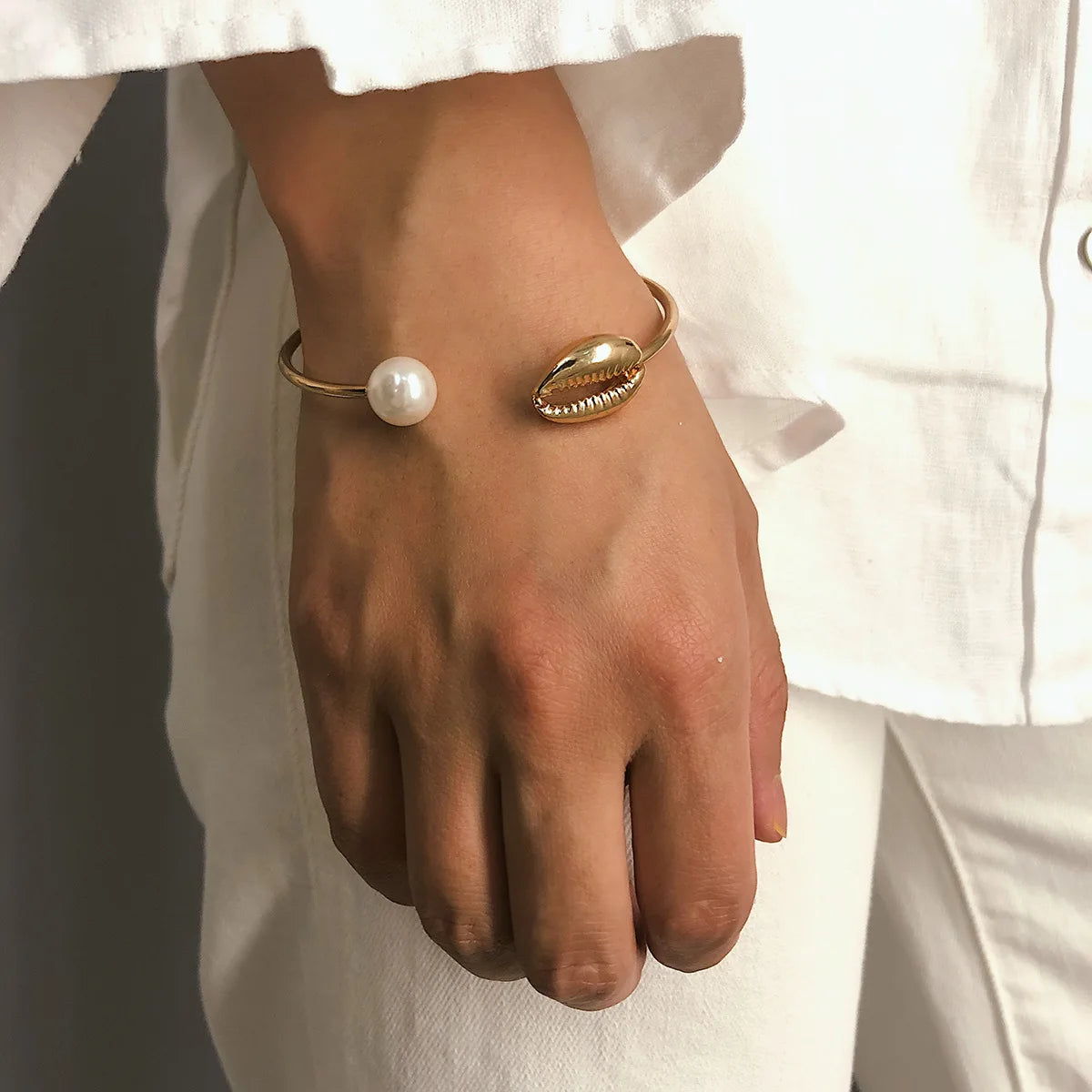 Gold Color Cowrie Shell Bracelets for Women Pearl Beads Charm Cuff Opening Bracelet Bohemian Beach Jewelry Mujer Pulseras - TaMNz