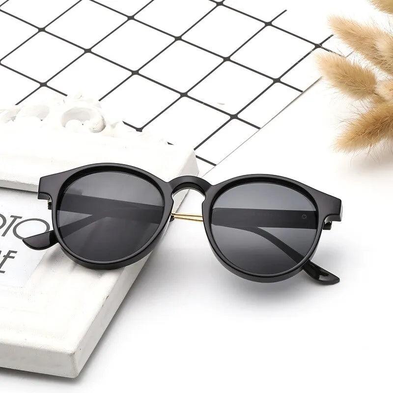 Retro Round Sunglasses Women Men Brand Design Transparent Sunglasses - TaMNz